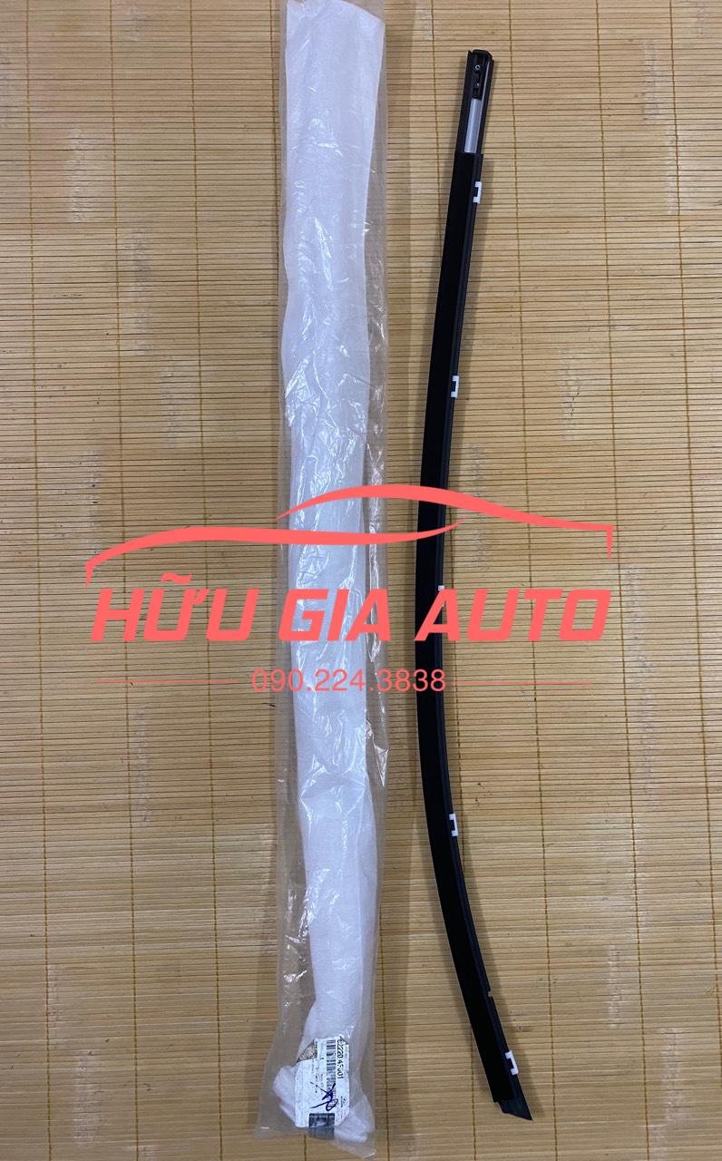 NẸP CHÂN KÍNH NGOÀI PHẢI HYUNDAI PORTER 2 1 z5506407848711 c8148740453bc85611b60b22f750a796 1