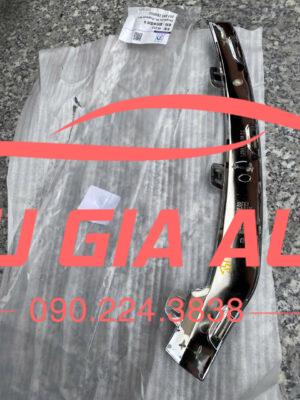 NẸP MẠ CẢN TRƯỚC MERCEDES GLC 3 z6749193547680 1fb6bff62e01624d0ae79d55759bb40c