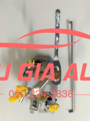 Ổ KHÓA NGẬM CỬA KIA K140, K165, K190, K2700, K3000 3 z6889478322921 cb3f2f8383f9ef4a11aa2a64d67aa843