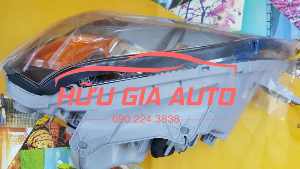 Đèn pha Daewoo Magus thường được thiết kế theo dạng cụm đèn kép