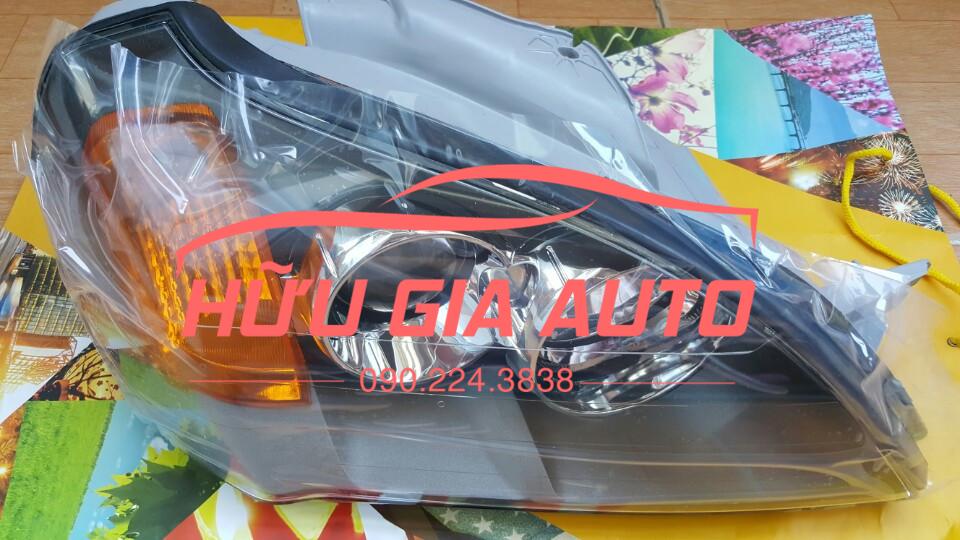 Đèn pha là bộ phận quan trọng giúp người lái quan sát và xử lý tình huống kịp thời khi di chuyển vào ban đêm