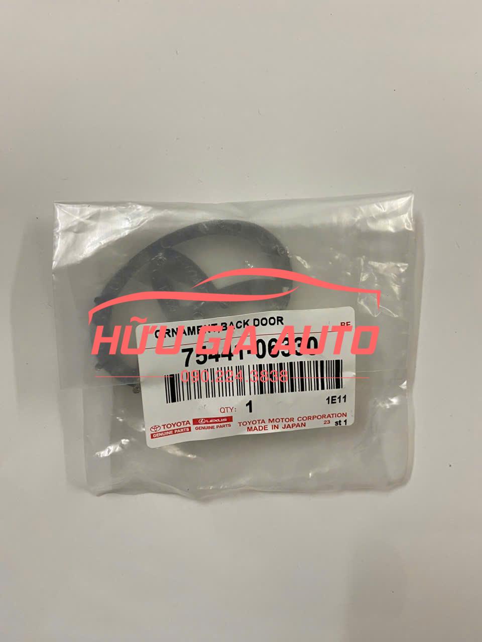 LÔ GÔ VÔ LĂNG TOYOTA YARIS 2 z7057215896860 e169873dcb385a07fcd10ab2bbcb3bb1