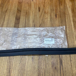 GIOĂNG MÉP DƯỚI CÁNH CỬA KIA BONGO 3 2 z6863049076833 3e5632032c7836d48f896307e5695058