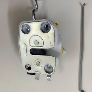 Ổ KHÓA NGẬM CỬA KIA K140, K165, K190, K2700, K3000 1 z6889478322700 fe87b58c84c05427432ef036818f0e7b