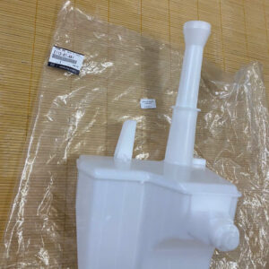 BÌNH NƯỚC RỬA KÍNH FORD ESCAPE 2 z6895398037135 5b397329337d1471f602b145e285eace