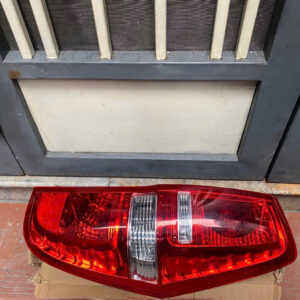 ĐÈN HẬU HYUNDAI STAREX (H1) 1 z6895425458219 ad5ee656a3bc06450eeab41f5eafc1a2