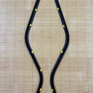 NẸP CHÂN KÍNH CÁNH CỬA NGOÀI KIA K2700 3 z6895431406304 e6e09d4e6cb1a4d5adc19806276f44ac