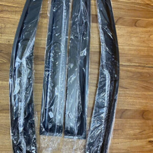 VÈ CHE MƯA ISUZU DMAX 2 z6895454437027 e4612e44b2c7a44300b4922dceac4ddc