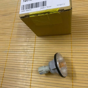 ĐÈN XI NHAN TAI XE FORD LASER 2 z6895374096944 e1a8dddfe052333da2e8687442b16343