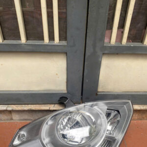 ĐÈN PHA PHẢI HYUNDAI STAREX 2 z6980944748553 e591b9b7cece9766a4c611d76e144bf7