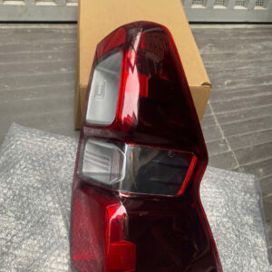 ĐÈN HẬU TRÁI ISUZU DMAX 3 z6981042430480 52f55b96f69386e03ee880230febe979