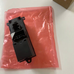 CÔNG TẮC LÊN KÍNH TỔNG LIFAN 520 2 z6981107908482 807800bba03352b800326757282ffa5b