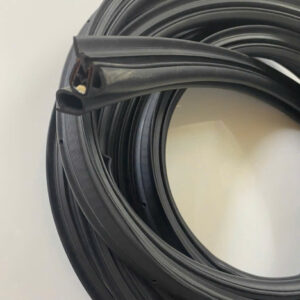 GIOĂNG KHUNG CỬA TOYOTA HIACE 3 z6981160734493 54f32830b4b98d4be8e1ed0f12d53568