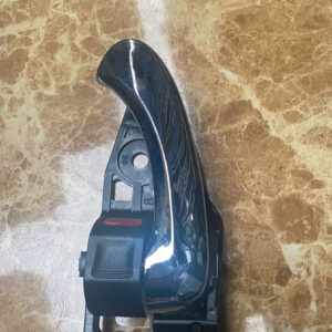 TAY MỞ CỬA TRONG TRÁI TOYOTA CAMRY 2 z7057257835720 ac3b2bdea71c66dc33c3823680218138