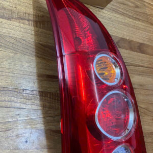 ĐÈN HẬU TRÁI MAZDA PREMACY 1 z7148900125168 85d4b782db611210e2add72e274869e5